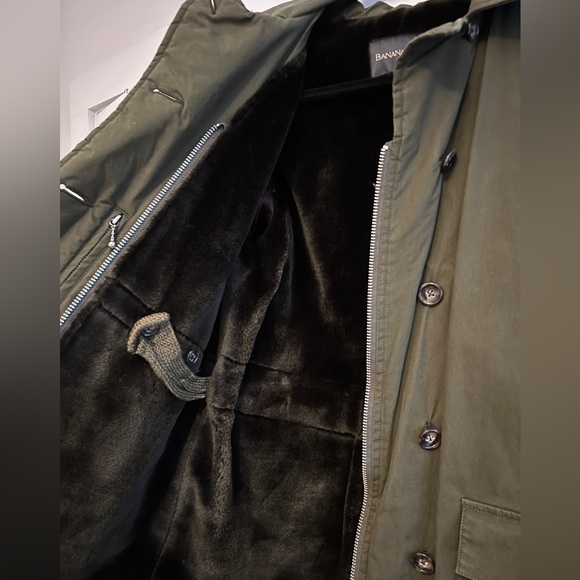 Barn Jacket from Banana Republic in Olive Green Small - Picture 6 of 8